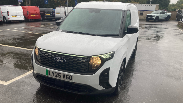 Ford Transit Courier E-Transit Courier 100kW 43kWh Limited Van Auto